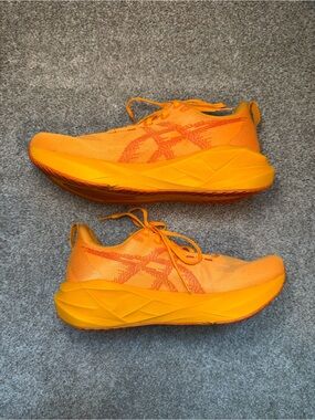 ASICS Men’s Novablast 5
